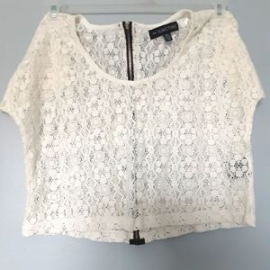 Croptop floral All White SizeM